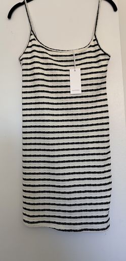 KNITTED SUMMER DRESS MED NEW