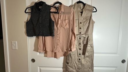 Tops and dress size 4