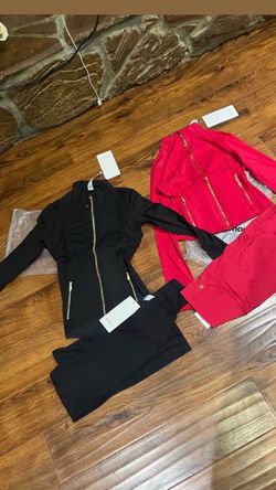 Lululemon gold zippers