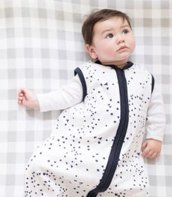 Twinkle Bee Organic Beekeeper™ Wearable Baby Blanket