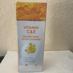 Amococo Vitamin C&E Mousse Foam Facial Cleanser