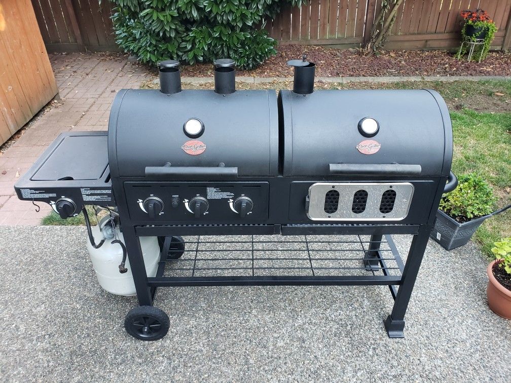 Char-Griller Model 5750 Hybrid Propane Charcoal Grill