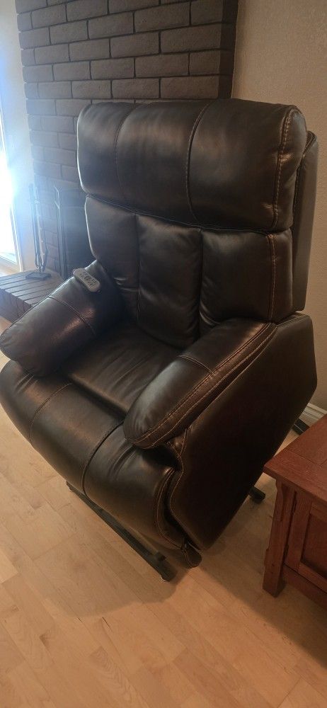 Lifting Recliner Chair
