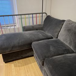 Combination Couch And Chaise Longue 