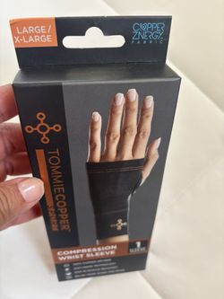 Tommie Copper Wrist Band 100% Copper And Zinc Infused