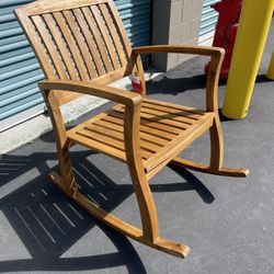 Rocking Chair 