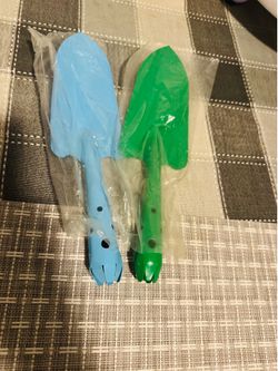 Kids 2 pack of Garden Shovels