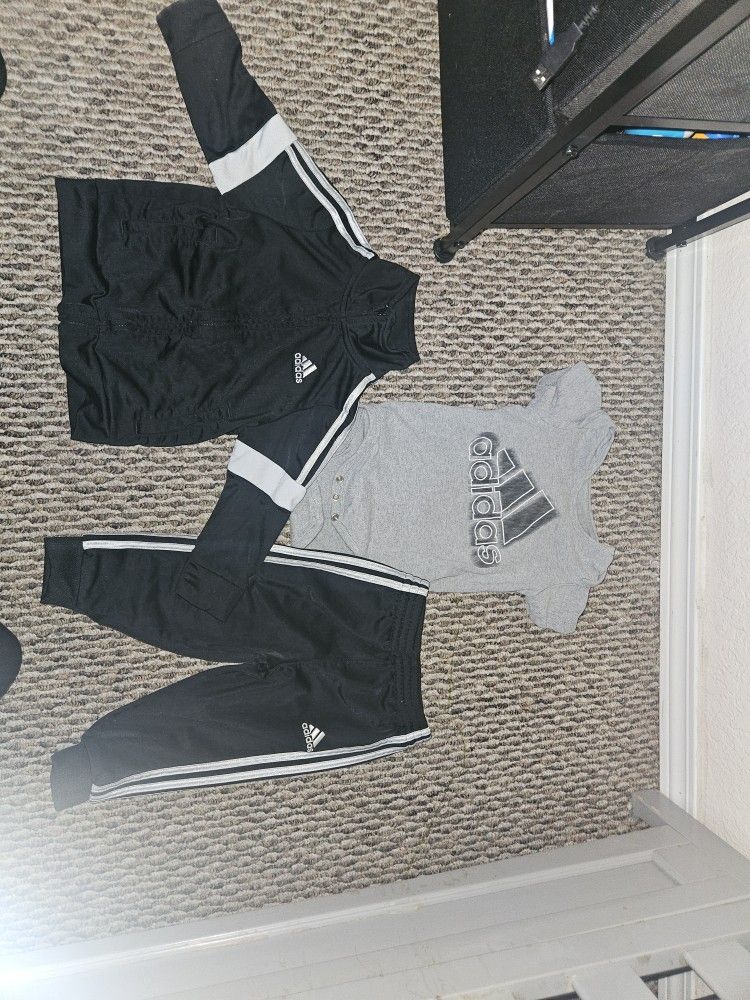 baby toddler size 12 Months Adidas jacket, pants and onsie shirt set outfit track suit