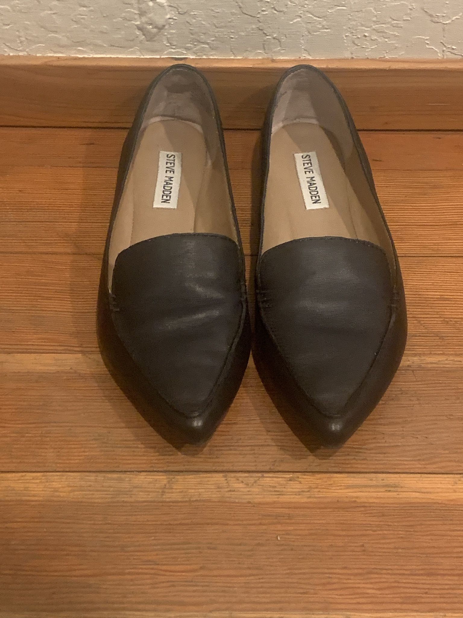 Steve Madden Women's Feather Loafer Flat size 8.5