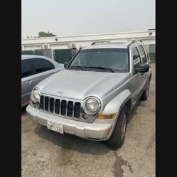 2005 Jeep Liberty 4x4 Gas Fully Loaded Limited $3850.00 Or B.O