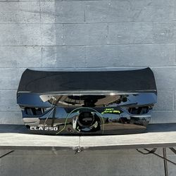 2020 - 2021 MERCEDES CLA200 CLA250 TRUNK LID OEM