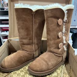 Women's Ugg Long Chestnut Boots Size 7 Bailey Button Triplet Uggs