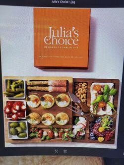 Julia's Choice Acacia Wood Cheese Board Set