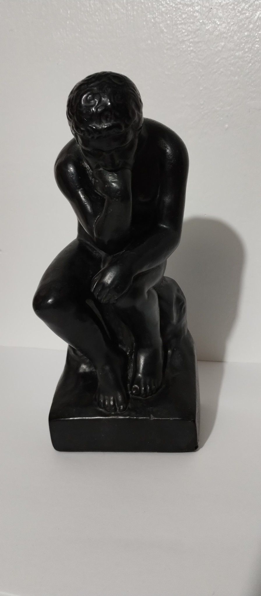 THE THINKER STATUE 9"×4"×4"