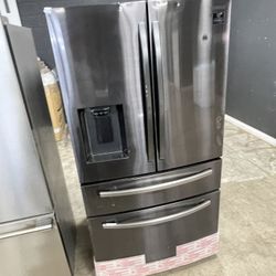Samsung Black Stainless Steel Refrigerator With 4 Door Refrigerator 9M3VB