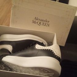 Alexander McQueen Black 
