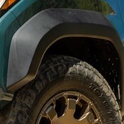 2025 Toyota OEM 4Runner Front Fender Flare 75086-35090. Left side front  Fits Trailhunter or TRD Pro