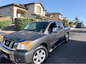 2010 Nissan Titan