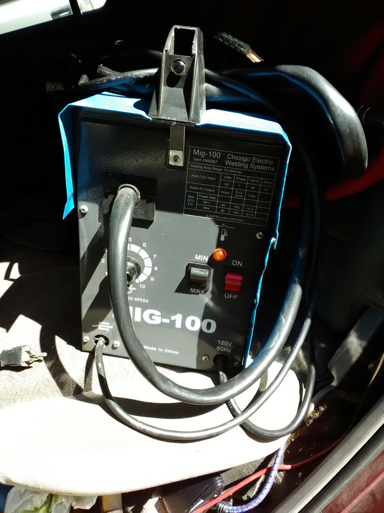 Chicago Electric wire feed mig-100 welder, 120v