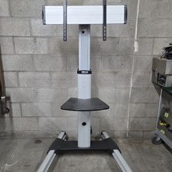 Adjustable TV or monitor stand By TRIPPLITE