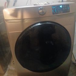 Samsung 7.5 Cu. Ft. Capacity Electric Dryer with Steam in Platinum