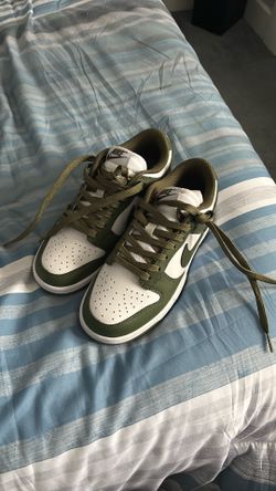Nike Dunks Size 6