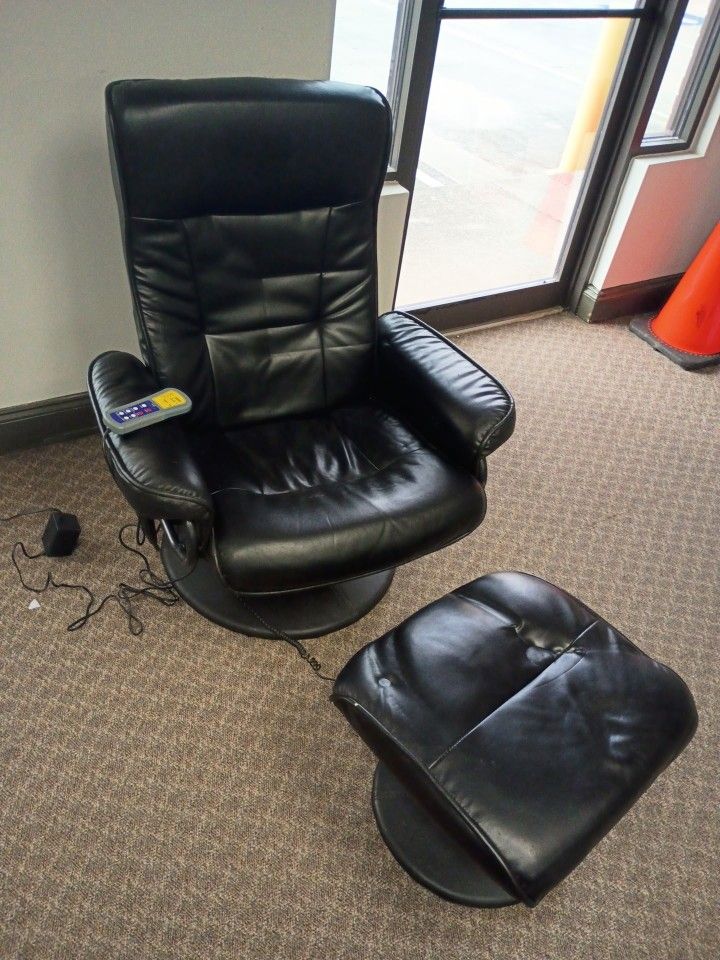 Beautiful Leather Massage Chair With Foot Stool $200