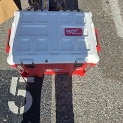 Milwaukee cooler