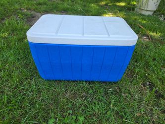Medium Coleman Cooler