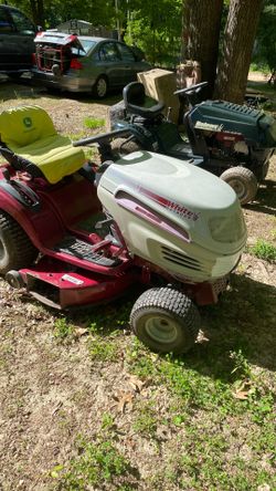 White 42” 18 hp v twin