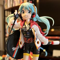 2020 Hatsune Miku Racing Figure