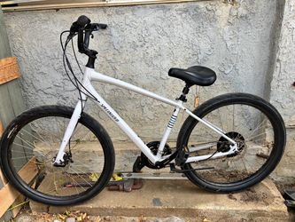 Specialized roll hybrid comfort bike 3.0