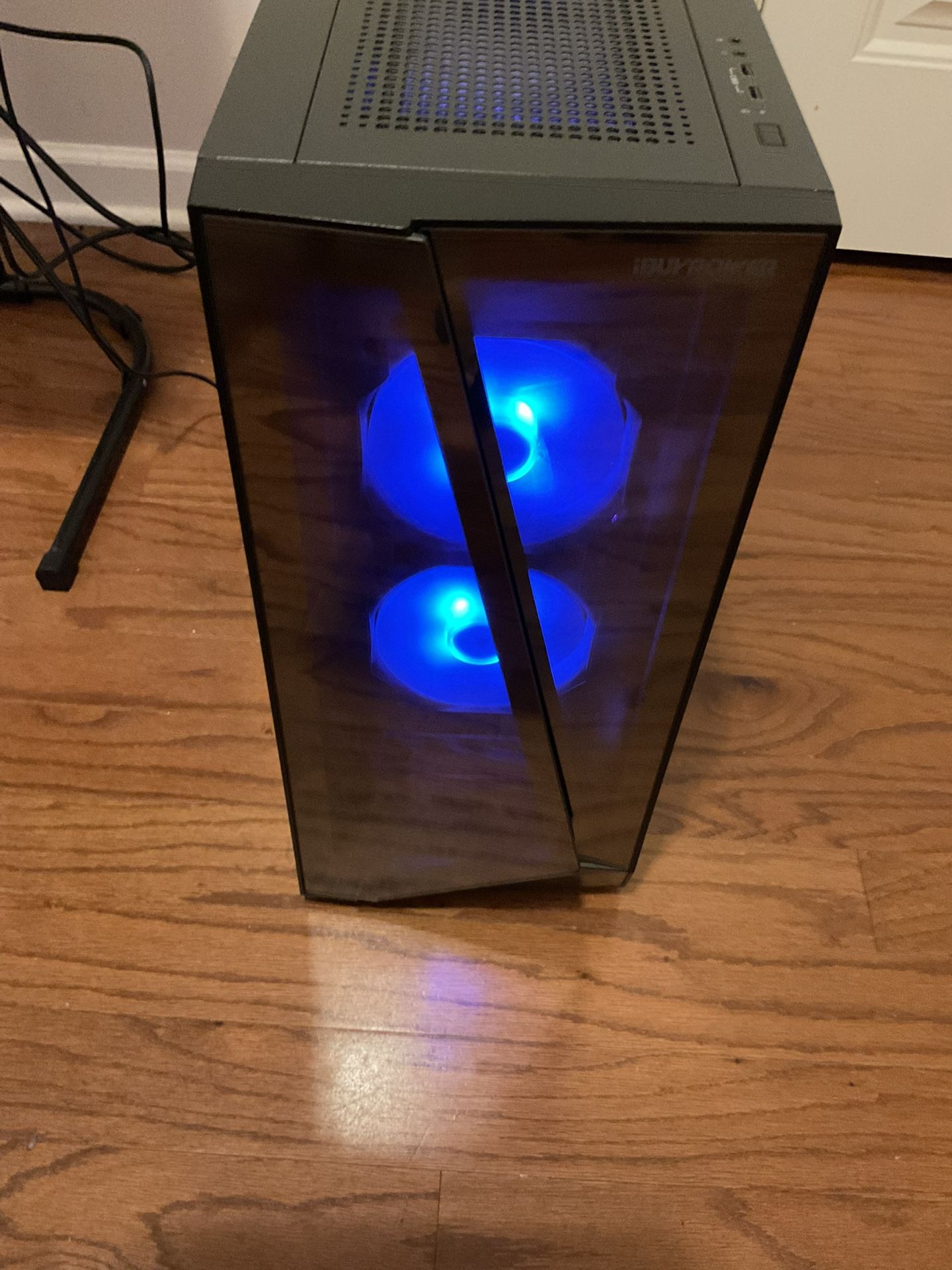 GAMING DESKTOP {read Details}