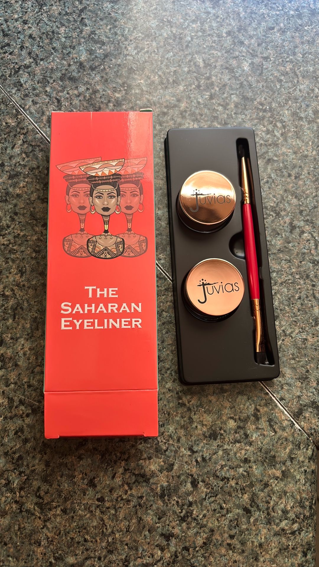 The Sararan Eyeliner Juvias