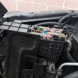 2011 Mustang Fuse Box . 