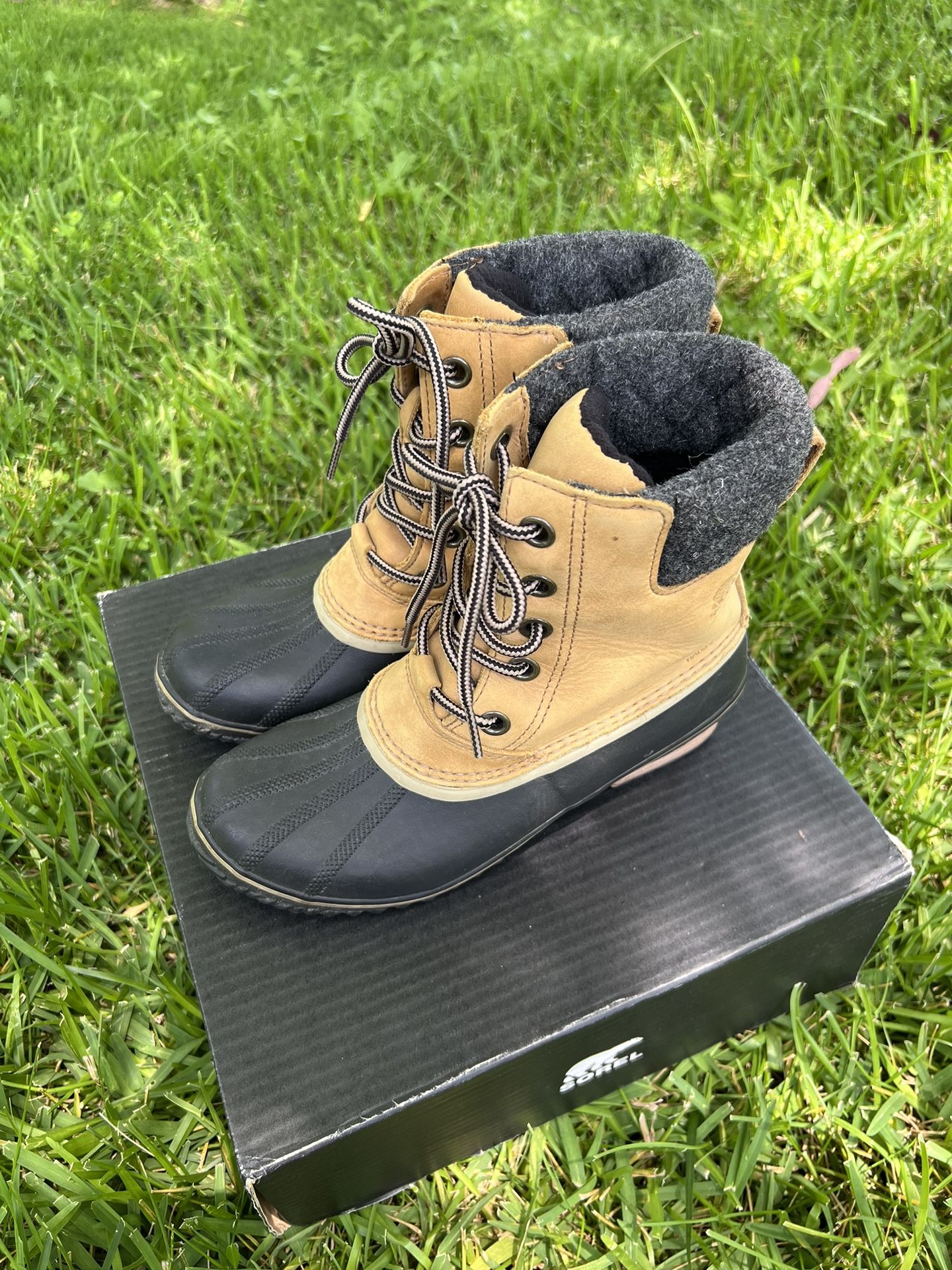 Sorel Slimpack II Lace Boots