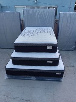 Queen Size Mattress Pillow Top New