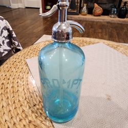 VINTAGE PROMPT BEER DIST. CO. N.C. COLBALT BLUE SPARKLING WATER SELTZER BOTTLE 
