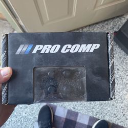 Pro Comp Lugs