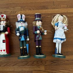  Christmas Alice In wonderland Vintage Nutcracker Christmas Pieces 