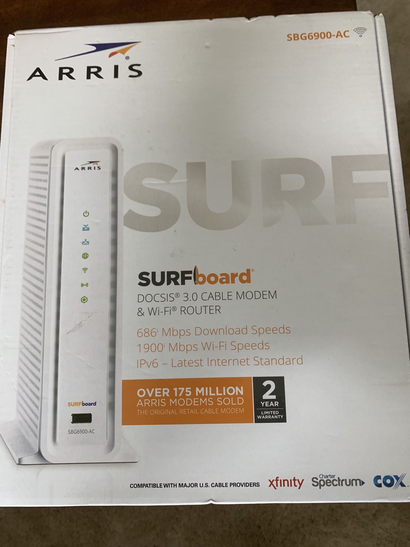 Arris cable modem and router