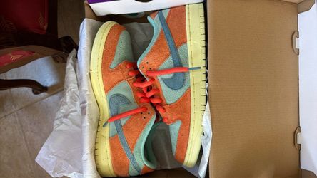 Nike SB Orange Emerald Rise