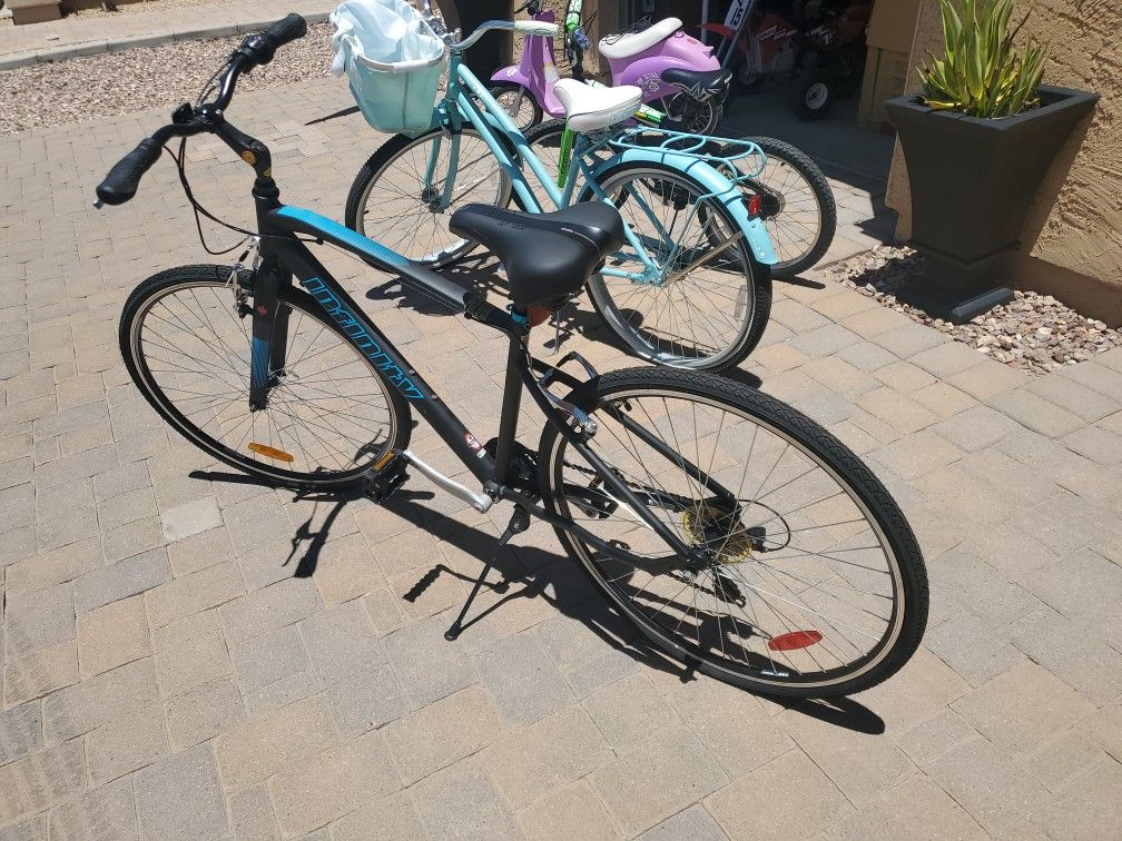 Selling a Lot of 3 Bikes