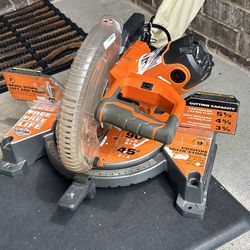 SLIDING MITER SAW 90 RIDGIE LIKE NEW $200 EXCELLENT CONDITION SERRIOUS BUYERS PLEASE