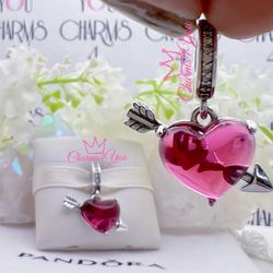 Adorable Charm 925 silver for Pandora moments bracelet.