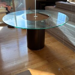 Dania Glass Dining Table 60”
