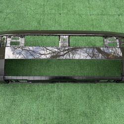 Hyundai SantaFe Front Bumper Lower Bumper Delantero De Abajo 2024 2025