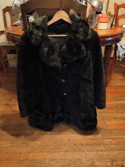 FAUX FUR LADIES COAT