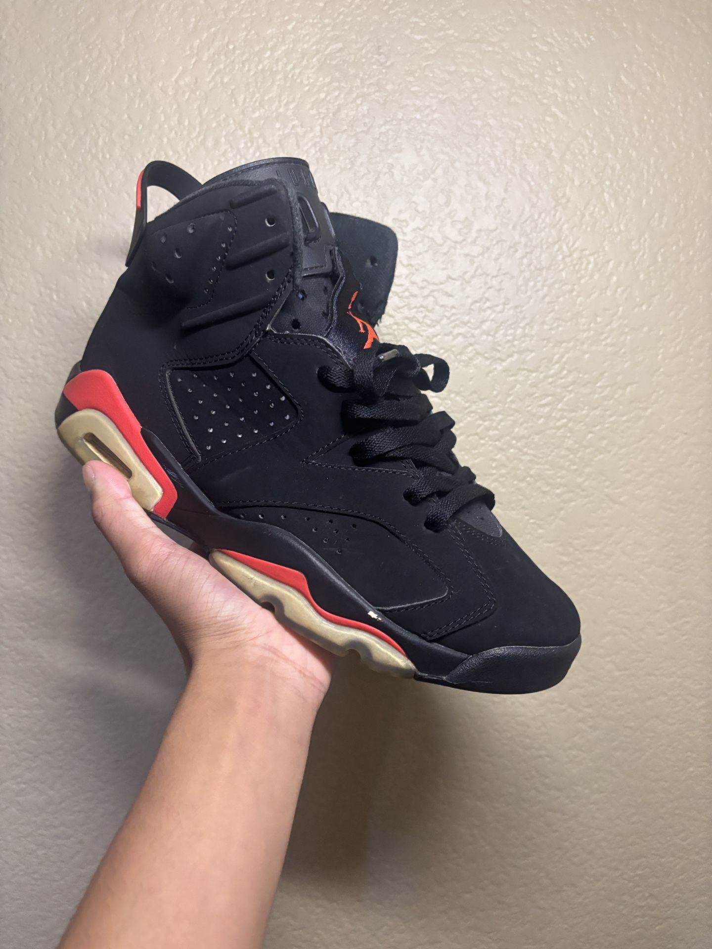Air Jordan 6 Retro ‘ Infrared ’ 2019