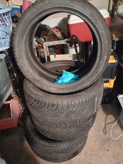 245/40/R18 kumho